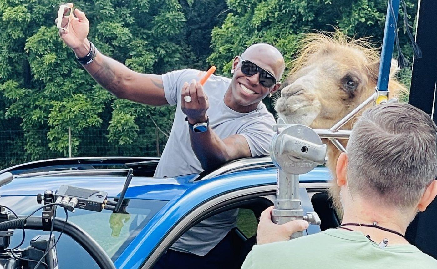 Packers Hall of Fame Receiver Donald Driver catches camels, waves, and more while in Wisconsin