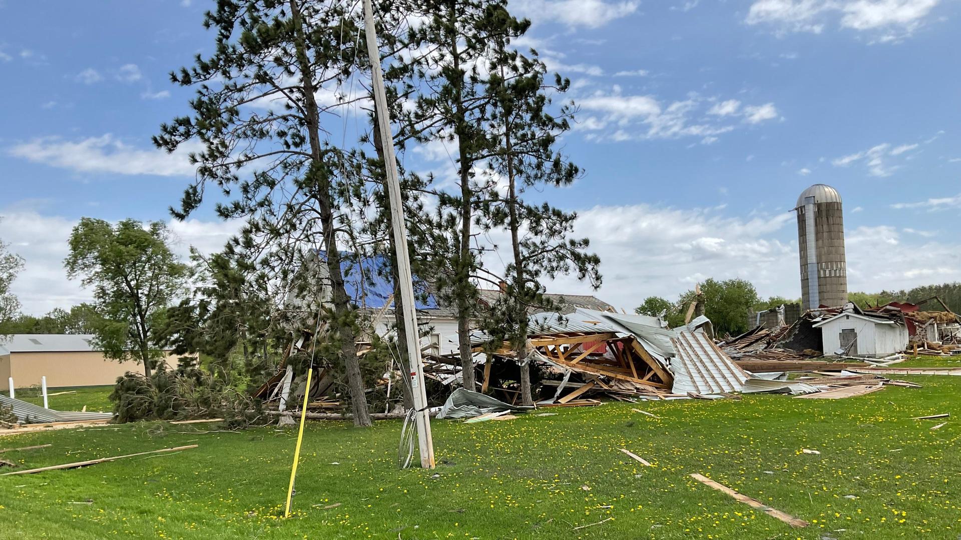 Confirmed High End EF-0 Tornado by Rib Falls