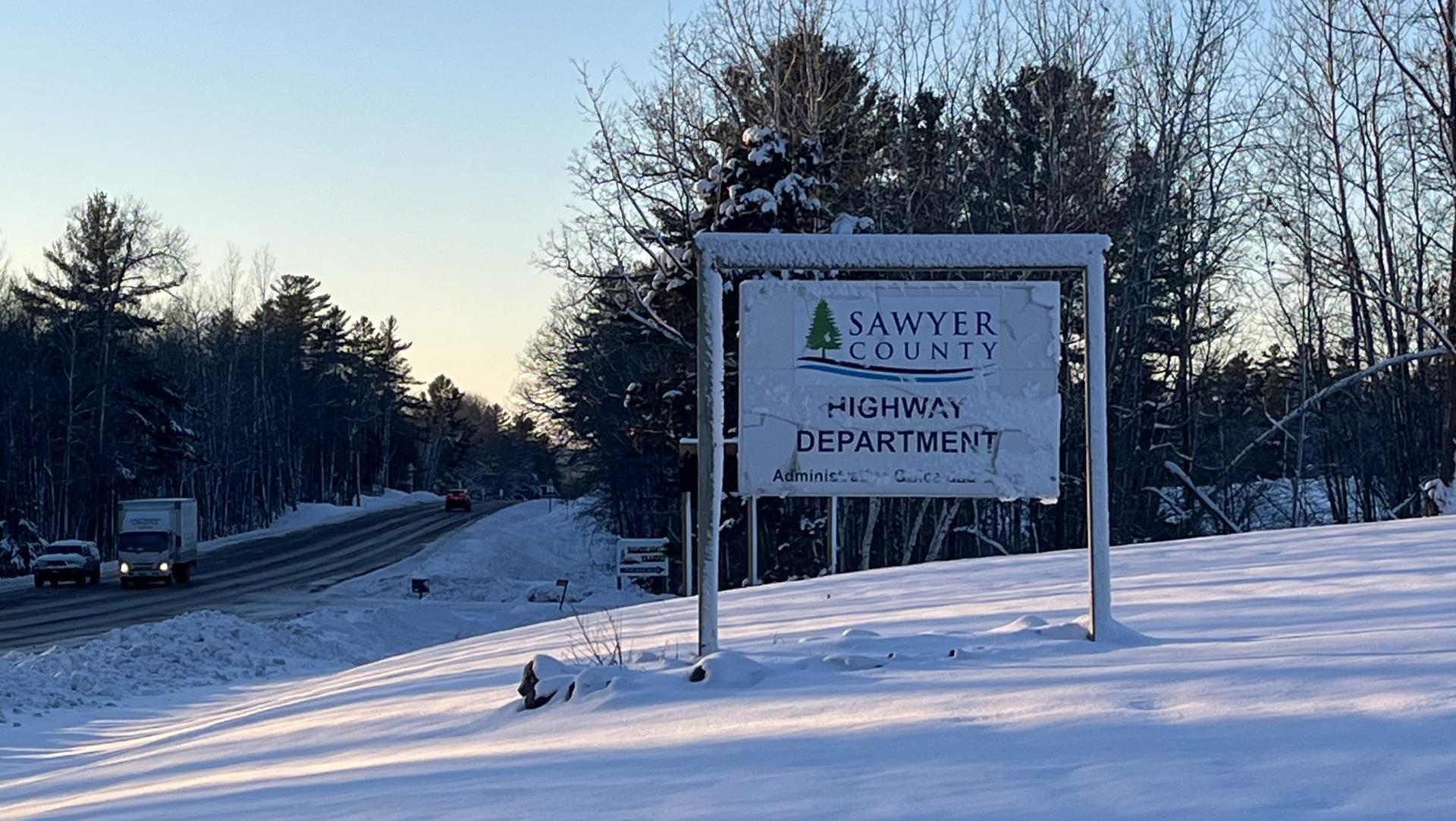 Highway Dept. reminds residents of plowing policies